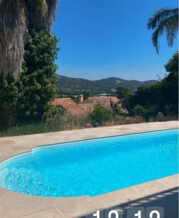 Location charmant 2 pièces septembre-juin Var La Moutonne