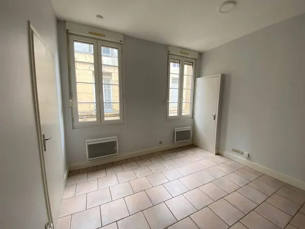 STUDIO DE 17 M2 - DIJON