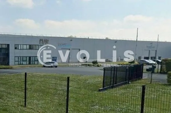 Local d'activité 5 392 m²