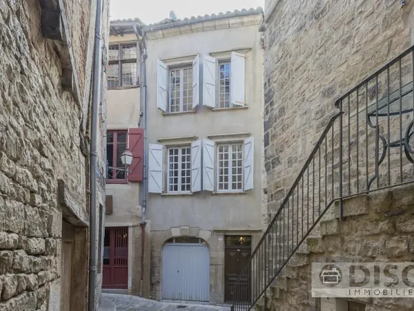 Belle maison au coeur du centre historique avec vues sur la vallée