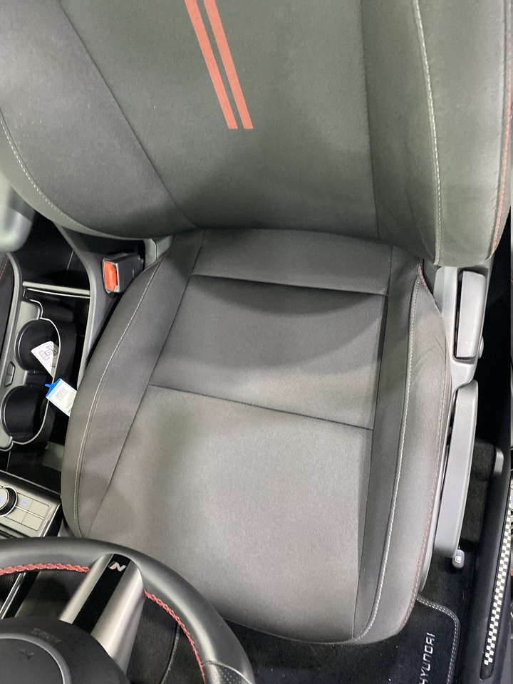 Hyundai Kona — photo 52