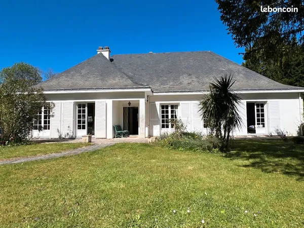 Propriété 8 pièces 226 m²