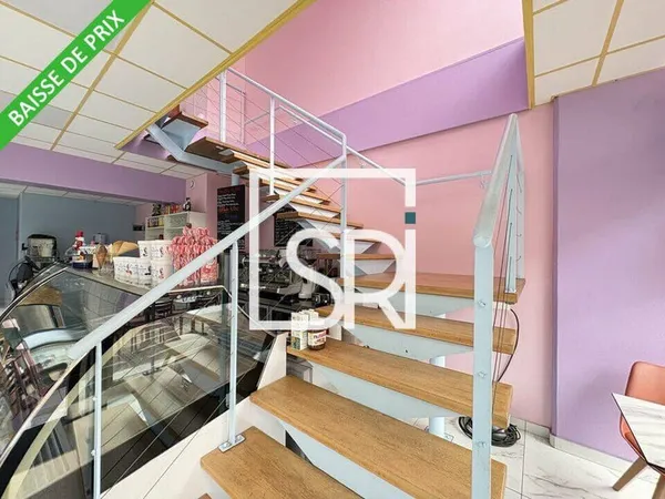 Local commercial 155 m²