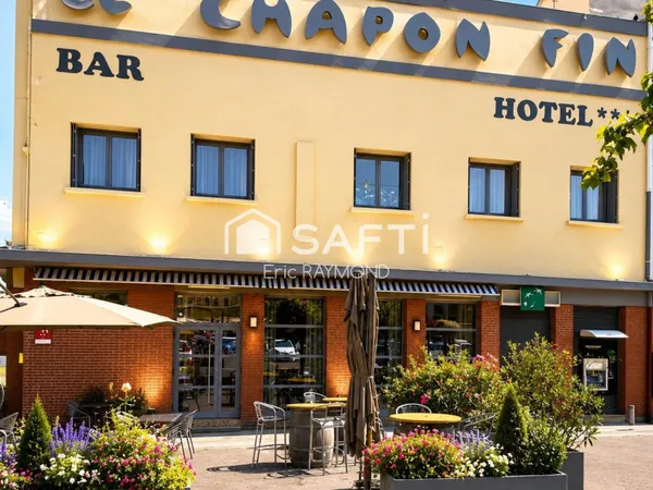Exceptionnel Hotel Restaurant au coeur d'une ville art