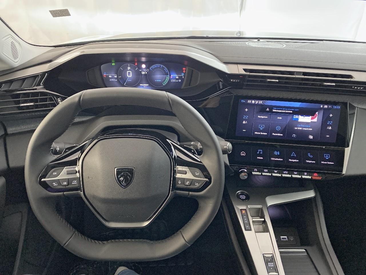 Peugeot 308 hybrid 145 e-dcs6 allure — photo 15