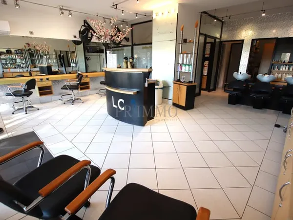 FONDS DE COMMERCE - ST RAPHAEL - 120 M2