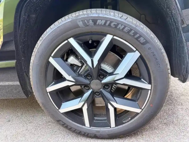 Jeep Compass 1.6 turbo t4 225ch e-hybrid plug-in summit bvr7 — photo 9