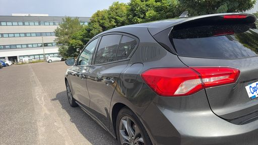 Ford Focus 1.0 EcoBoost 125 - ST Line – 2019 – 96540 km – Essence – Boîte Manuelle — photo 7