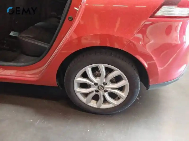 Renault Clio estate tce 90 — photo 11