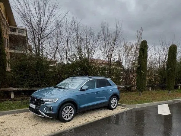 Place de parking extérieur - Aix-en-Provence (Parc de l'Hippodrome)