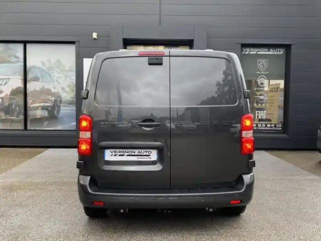 Peugeot Expert iii m diesel 180 ch automatique tech edition — photo 18