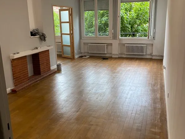 À LOUER - T3 RÉNOVÉ À NEUF AVEC CACHET - 75 m² - VALENCIENNES, QUARTIER GARE