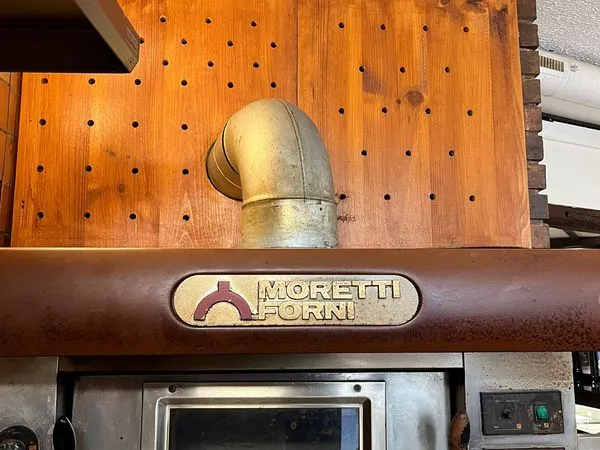 Restaurant pizzeria