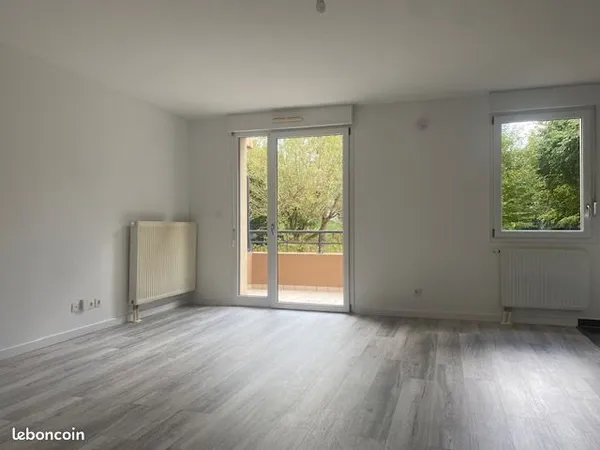 Bel appartement 2 pièces de 51,74 m² avec Balcon, Parking & Garage - Vendenheim