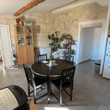 Location appartement 81m2 Mudaison plein sud