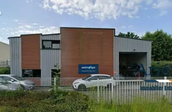 Local d'activité 540 m²