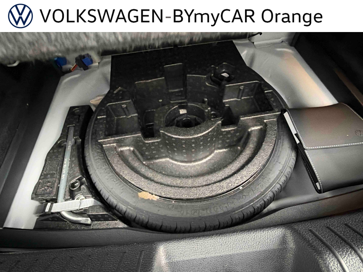 Volkswagen T-Roc Cabriolet 1.5 TSI EVO 150 Start/Stop DSG7 — photo 19