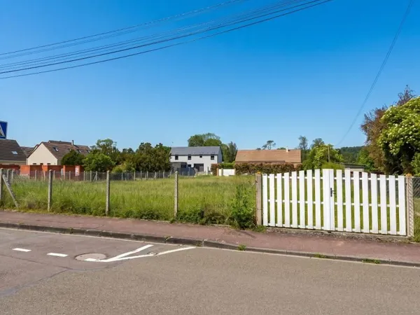 Terrain 581 m² Pacy Sur Eure