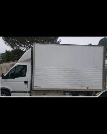 Location utilitaire 20m3 avec hayon