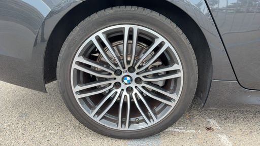 BMW Serie 5 518d 150 Steptronic8 - M Sport – 2020 – 138900 km – Diesel – Boîte Automatique — photo 49