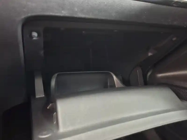 Peugeot 2008 bluehdi 110 s&amp;s bvm6 — photo 3