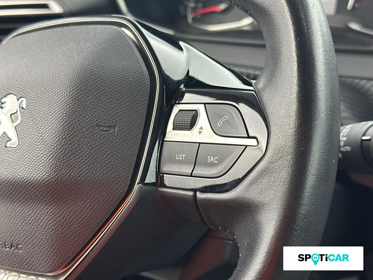 Peugeot 2008 1.2 puretech 130ch s&s allure — photo 17