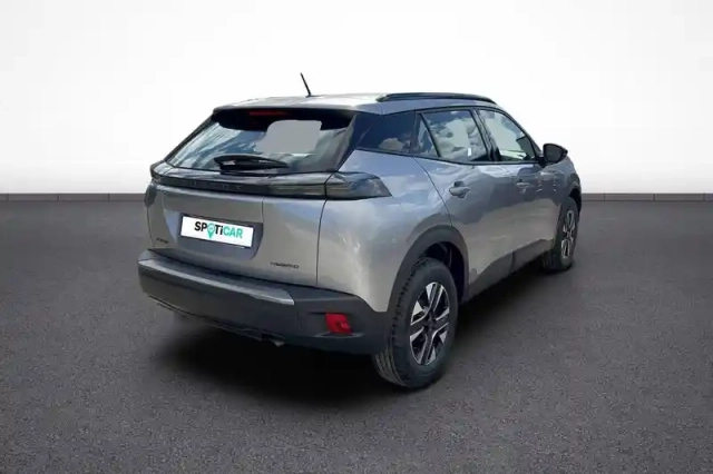 Peugeot 2008 hybrid 110 e-dcs6 — photo 24