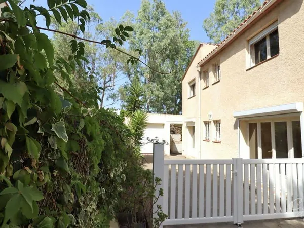 Villa 6 pièces 140 m²