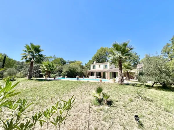 Villa 6 pièces 154 m²