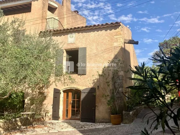 Maison 6 pièces 110 m²