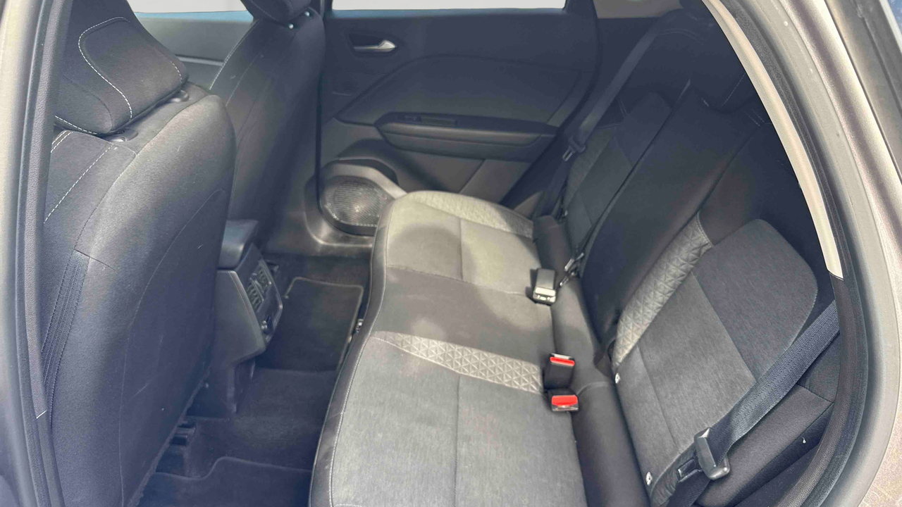 Renault Captur TCe 100 GPL — photo 12
