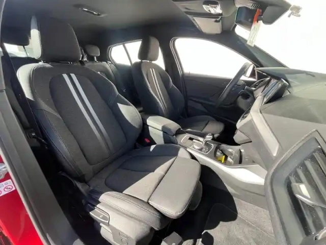 Bmw Serie 1 série 1 118da 150ch business design 8cv — photo 30