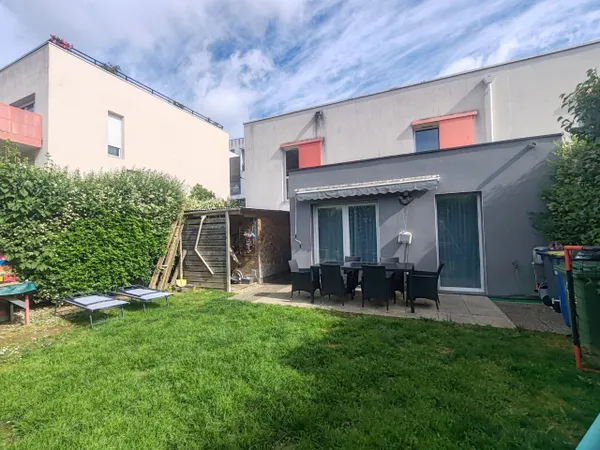 À Tours Nord : Maison 5 pièces avec jardin et garage