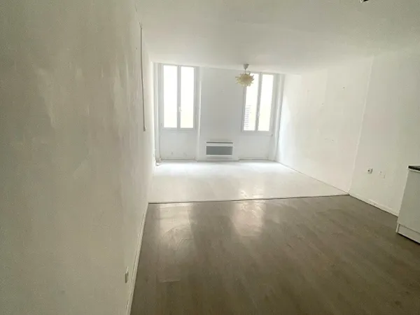Grand studio 30 m² | Coeur historique