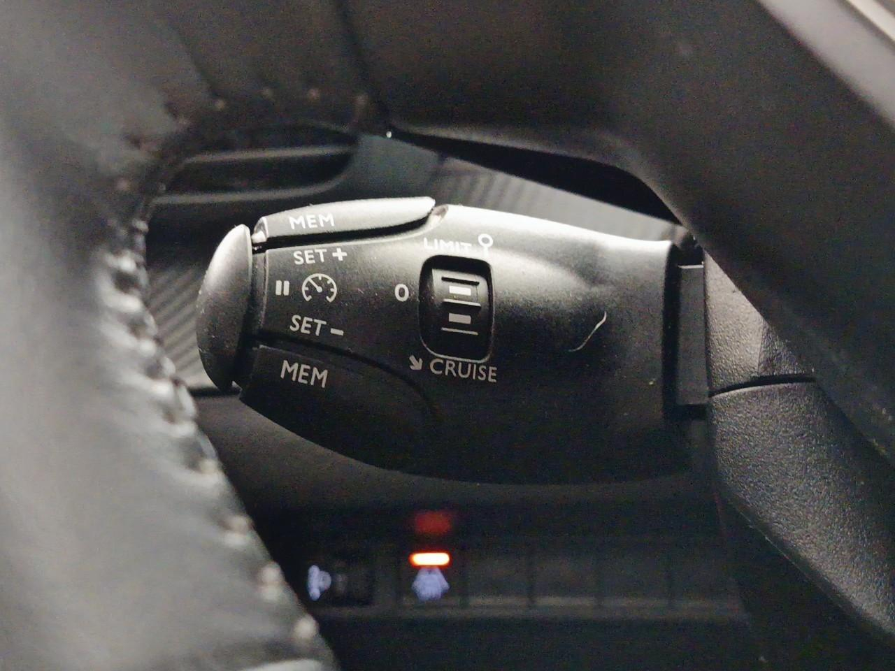 Peugeot 2008 puretech 100 s&s bvm6 allure — photo 25