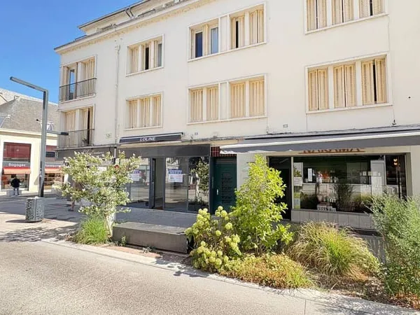 Boutique 2 pièces 47 m²