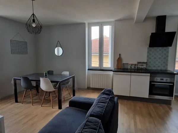 T3 meublé rénové - lumineux, climatisé - quartier calme proche commerces
