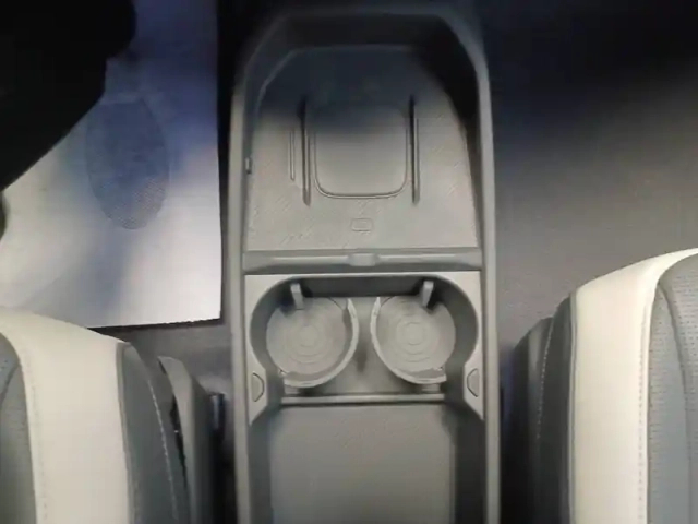 Kia Ev3 81.4 kwh 204 ch — photo 137