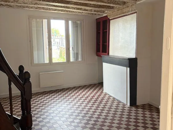 Location maison centre Blere