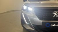 Peugeot 2008 1.2 PureTech 130ch S&S Style EAT8 — photo 17