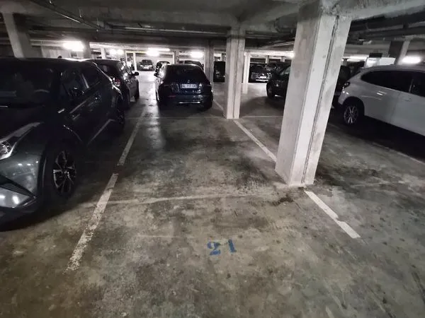 Gonesse : Place de parking à louer