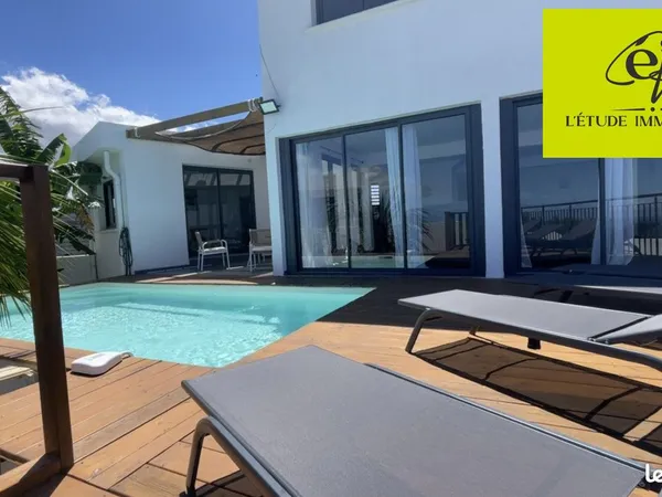 Villa 5 pièces 220 m²