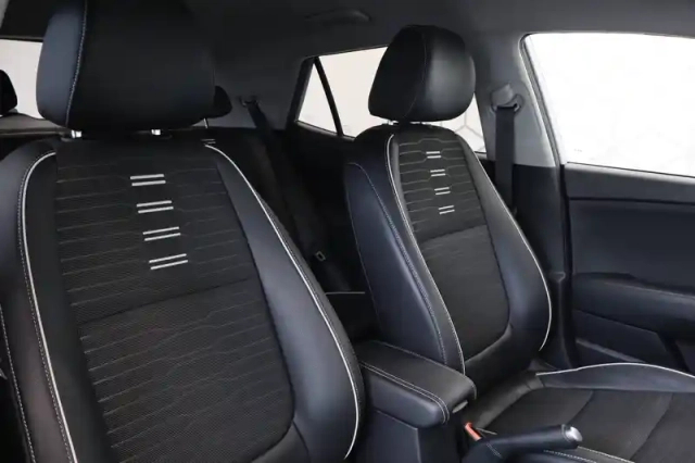 Kia Stonic 1.0 t-gdi 100 ch dct7 — photo 7