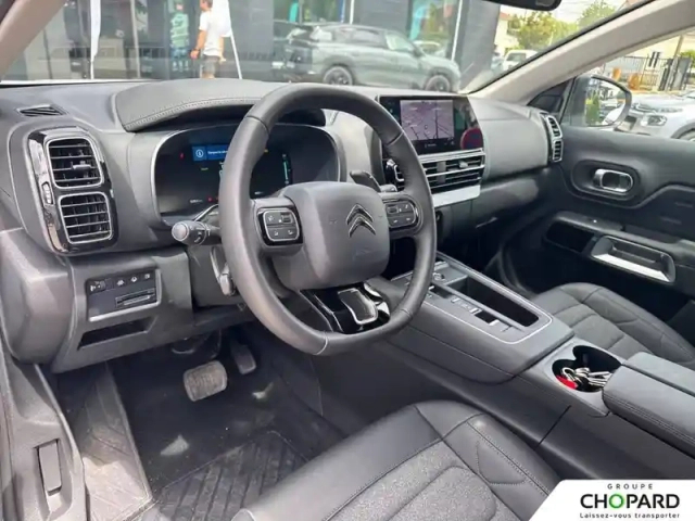 Citroën C5 Aircross hybride rechargeable 225 e-eat8 — photo 11