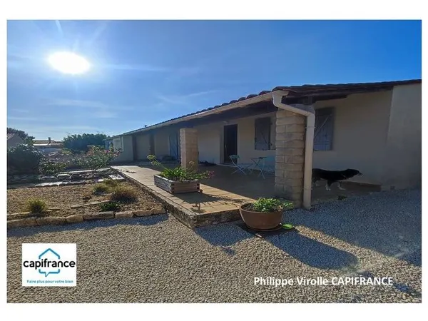 Maison de plain-pied 6 pièces 107 m²