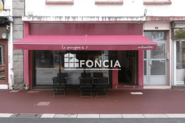 Local 1 pièce 43 m²
