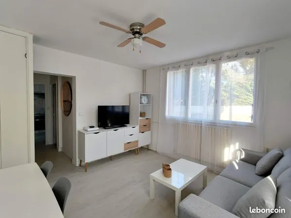 Studio meublé à louer