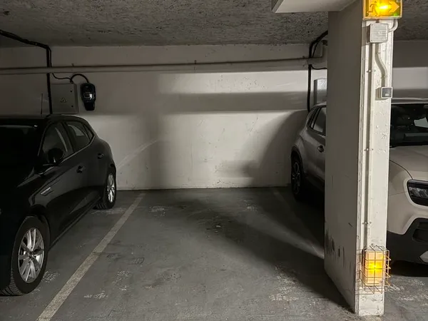 PARKING LEVALLOIS