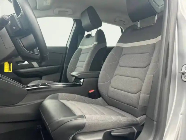 Citroën C4 puretech 130 s&amp;s eat8 — photo 40