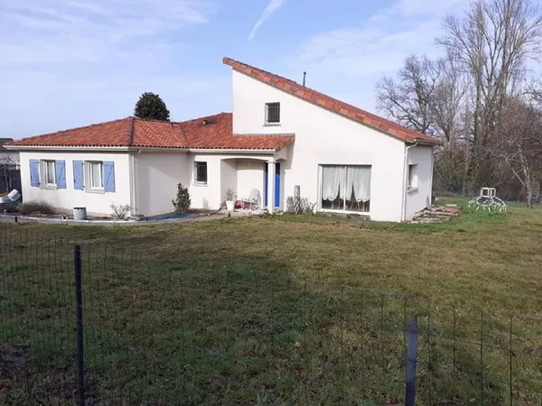 Maison Vente Flavignac 5p 121m² 253200€